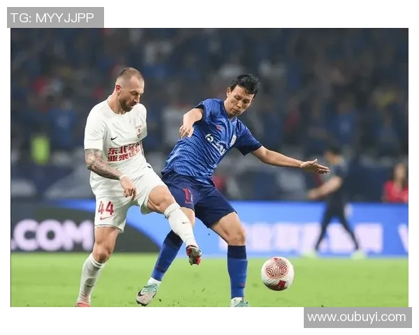 成都羽毛球队在世锦赛积分榜上以74分稳居第一名展现强劲实力 成都羽毛球队在世锦赛积分榜上以74分稳居第一名展现强劲实力